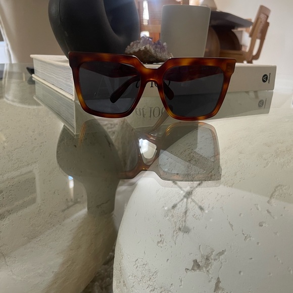 CELINE PARIS CL40055I 53V HAVANA/BLUE LENS AUTHENTIC SUNGLASSES 55-18 - Picture 9 of 10